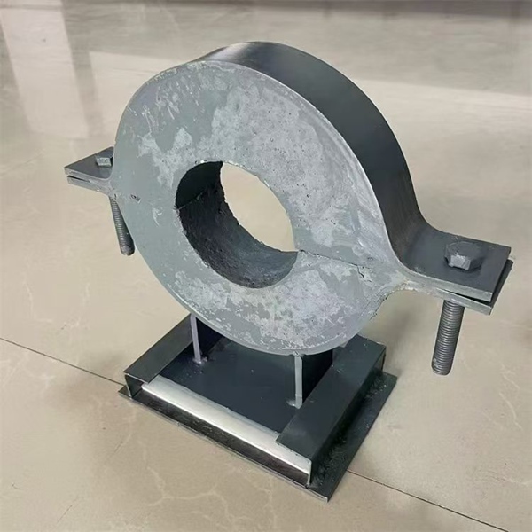 蛭石隔热管托
