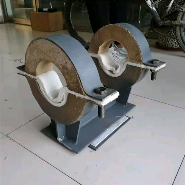 蛭石隔热管托
